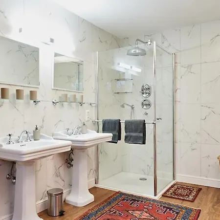 Oliver, * Wendorf (Kuhlen-Wendorf)