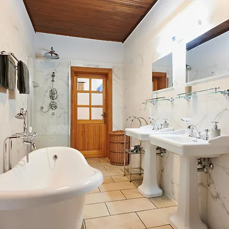 Semesterbostad Oliver,